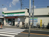 ファミリーマート船橋法典駅前店