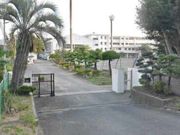  茅ケ崎市立中島中学校の画像1