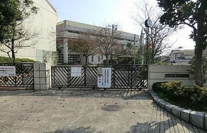戸塚中学校の画像1