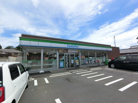 ファミリーマート 三里塚梅園店