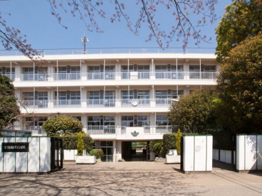実花小学校の画像1