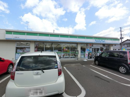  ファミリーマート八街富山店