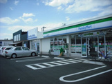 ファミリーマート久保台店