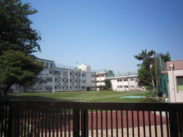 豊島区立 朝日小学校の画像1