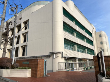 横浜市立平楽中学校の画像1