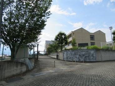 甲斐市立竜王北中学校の画像3
