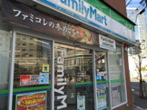 ファミリーマート西中島四丁目店