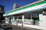 ファミリーマート竹園店