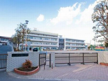 六つ川西小学校の画像1