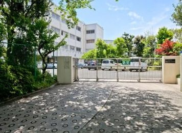 港南台第一中学校の画像1