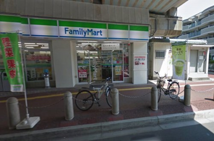 ファミリーマート千葉大学前店の画像1