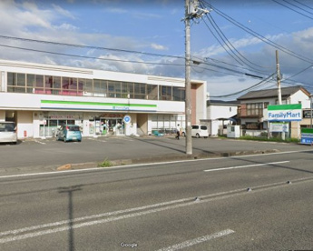 ファミリーマート三島梅名店の画像1