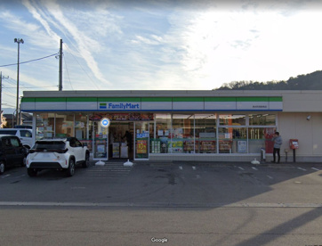 ファミリーマート 清水町徳倉南店の画像1