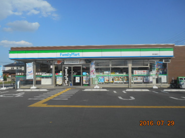 ファミリーマート熊谷新堀店の画像1