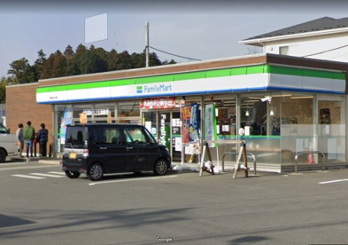 ファミリーマート　御殿場北久原店の画像1
