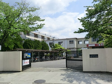 川口市立芝樋ノ爪小学校の画像1