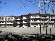 調布市立染地小学校