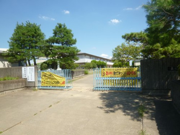 東松山市立白山中学校の画像1