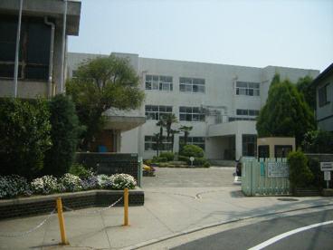 市立甲陽園小学校の画像1