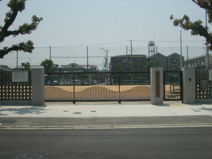 市立津門小学校