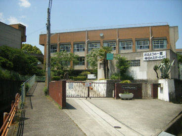 市立甲武中学校の画像1