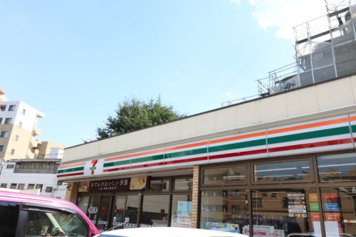 セブンイレブン・新宿下落合駅北店