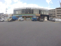 ファミリーマート　宝塚栄町店