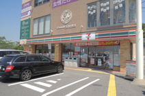 セブンイレブン　宝塚すみれガ丘1丁目店