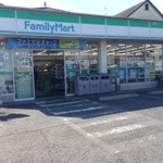 ファミリーマート富田林津々山台店の画像1