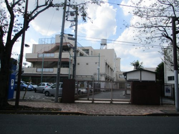 三鷹市立第六中学校の画像1