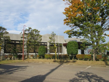 昭和町立図書館 の画像4