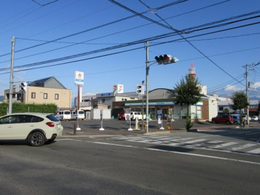 ファミリーマート甲府昭和店の画像2