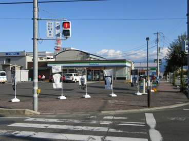 ファミリーマート甲府昭和店の画像3