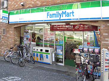 ファミリーマート 桜台駅前店