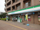 コンビニエンスストア ファミリーマート 豊四季駅前店