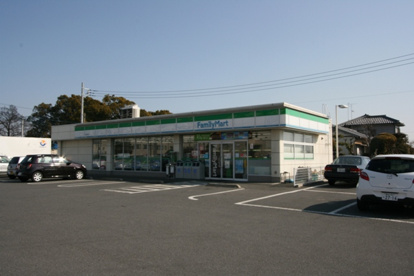ファミリーマート熊谷代店の画像1