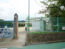 箕面市立箕面小学校