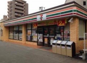 コンビニエンスストア セブン-イレブン 鶴見岸谷店