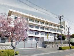 箕面市立中小学校の画像1