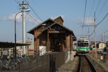 ひろせ野鳥の森駅の画像2