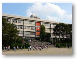 豊中市立東豊中小学校の画像1