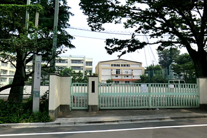梅丘中学校の画像1