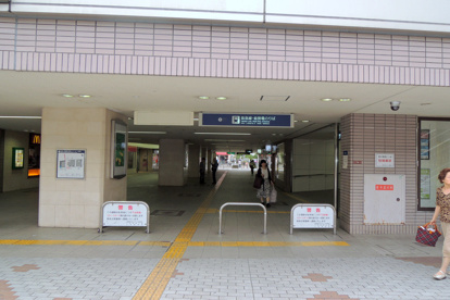 阪急川西能勢口駅の画像3