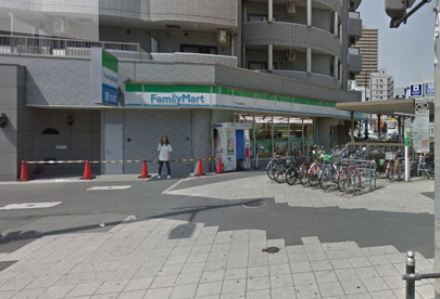 ファミリーマート天六駅前店の画像1
