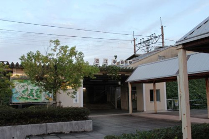 近江中庄駅の画像1