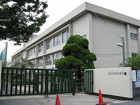 豊中市立熊野田小学校の画像1