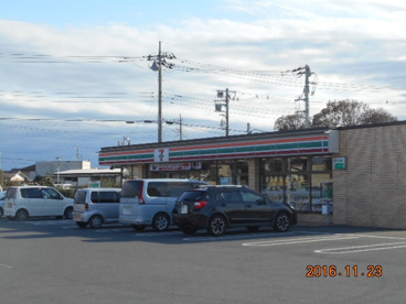セブンイレブン本庄西富田店の画像1