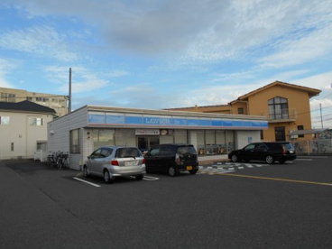 ローソン 堺草尾南店の画像1