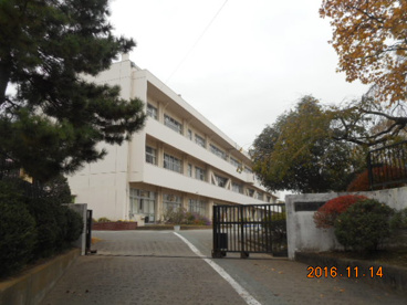 本庄西小学校の画像1