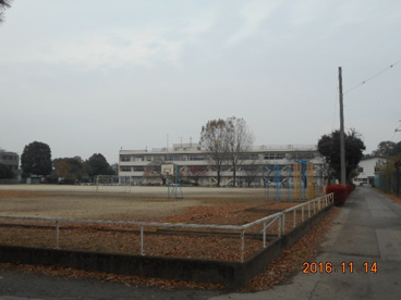 本庄西小学校の画像2